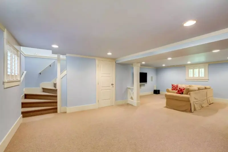 How Colour Can Warp Room Shape